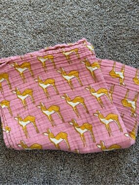 MILKBARN Mauve & Mustard Deer Print Gauze Blanket